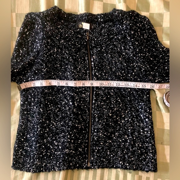 Sweaters - Sequinned black bolero shrug